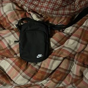 Nike cross body bag
